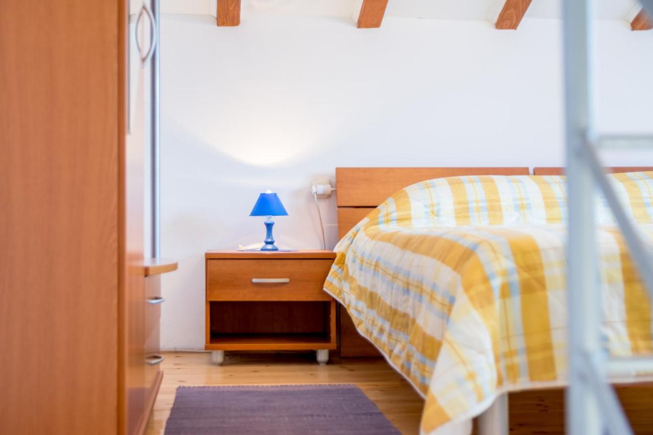 Vacation House Milka Milna  Ngoại thất bức ảnh