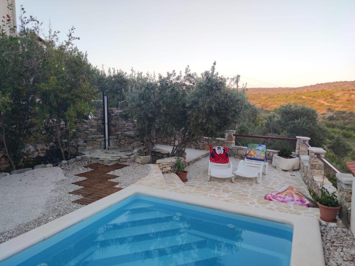 Vacation House Milka Milna  Ngoại thất bức ảnh
